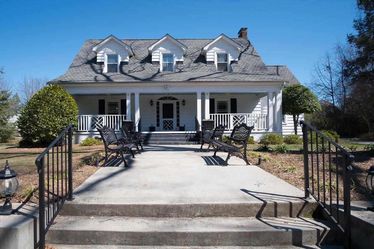Swamp Rabbit Inn Travelers Rest Eksteriør billede