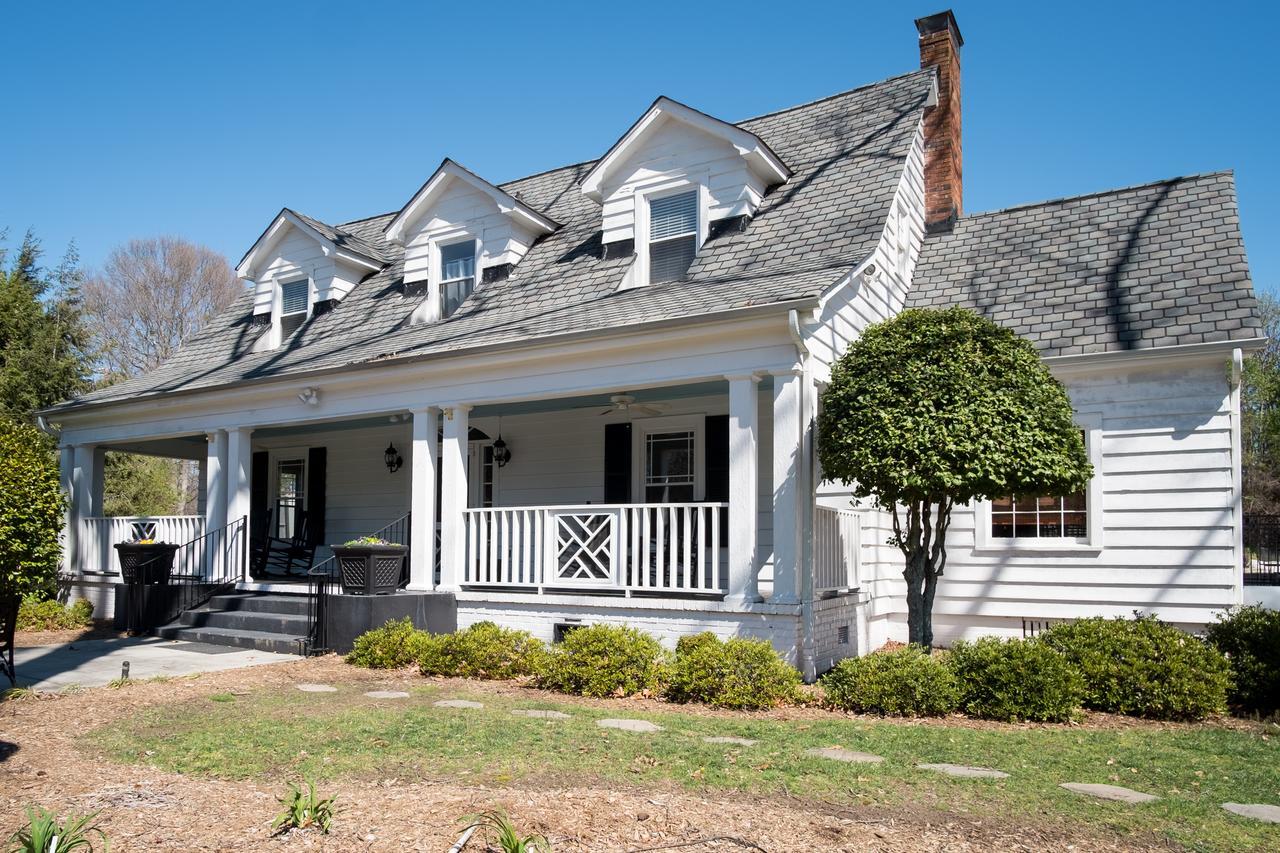 Swamp Rabbit Inn Travelers Rest Eksteriør billede